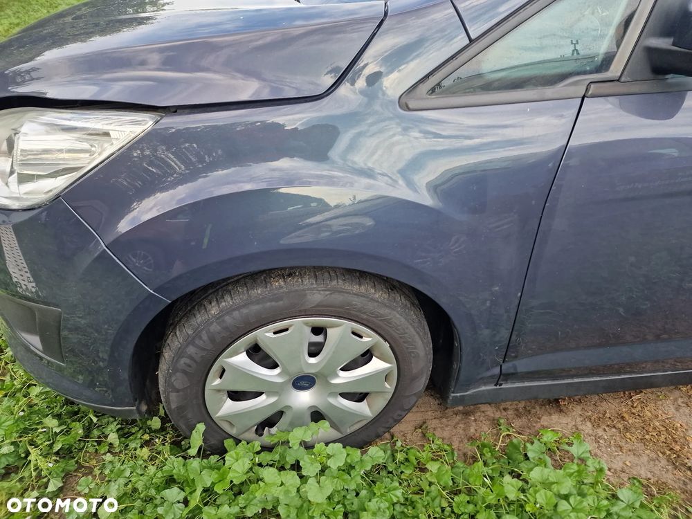 Kompletny  przód  ford c-max  mk2  w kolorze EA - 2