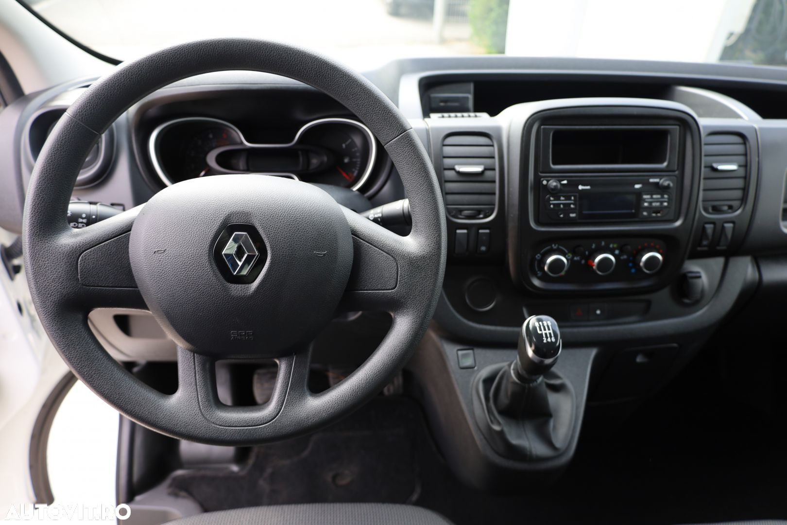 Renault Trafic L1H1 - 15
