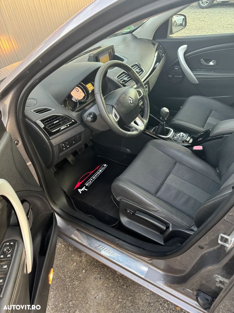 Renault Megane Grandtour dCi 130 FAP BOSE Edition - 6
