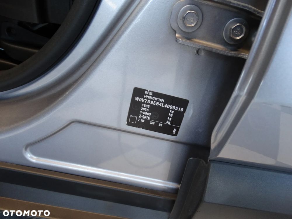 Opel Crossland X 1.2 T 120 Lat S&S - 26