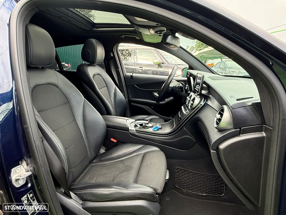 Mercedes-Benz GLC 220 d 4Matic 9G-TRONIC AMG Line - 23