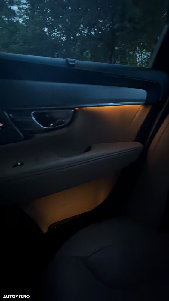 Volvo S90 D4 Inscription - 35
