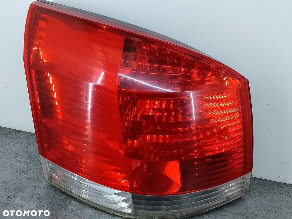 LAMPA TYLNA LEWA OPEL SIGNUM 9185948 HATCHBACK - 1