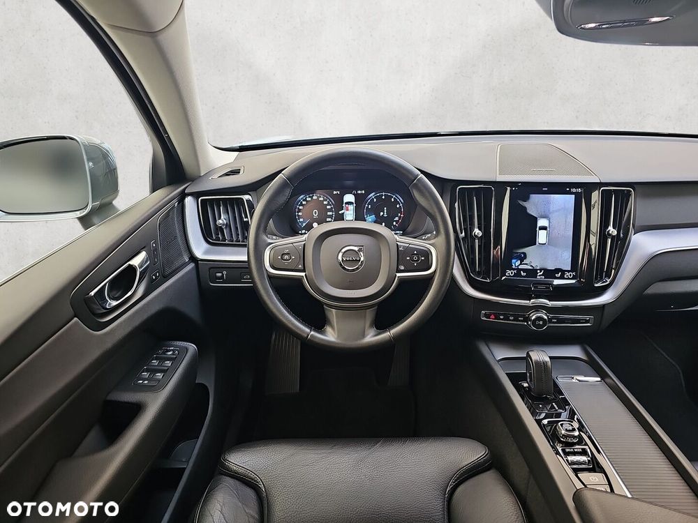 Volvo XC 60 B5 B AWD Momentum Pro - 14