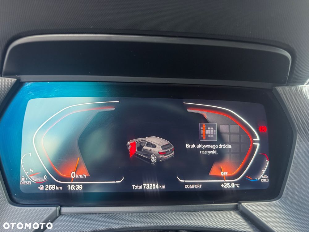 BMW Seria 1 120d xDrive Edition M Sport Shadow - 35
