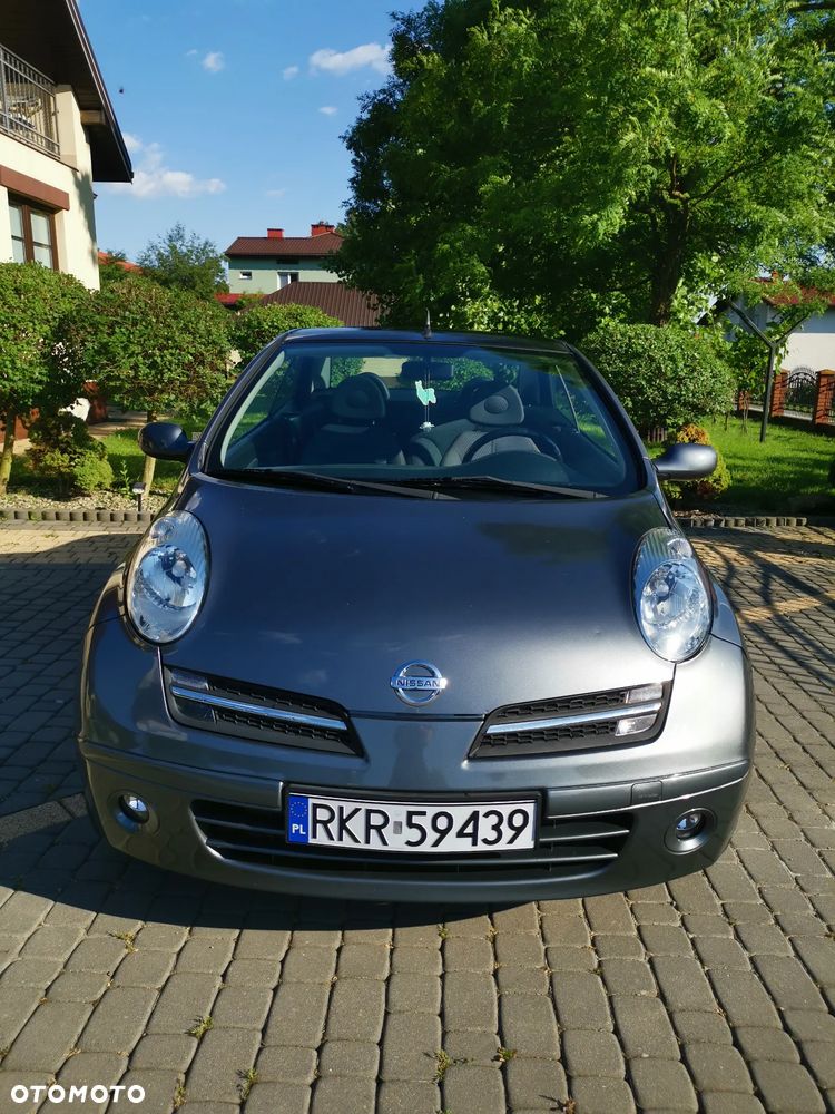 Nissan Micra - 1