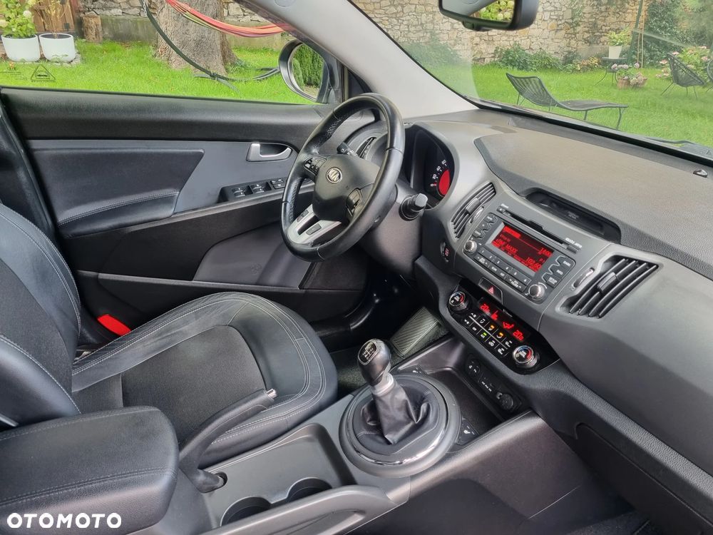 Kia Sportage 1.6 GDI 2WD Dream-Team Edition - 32