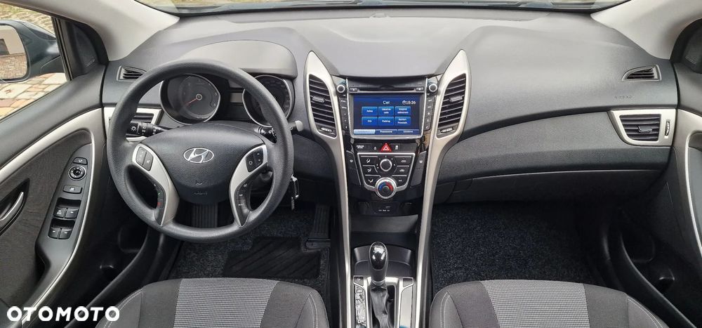 Hyundai i30 1.6 CRDI DCT Premium - 9
