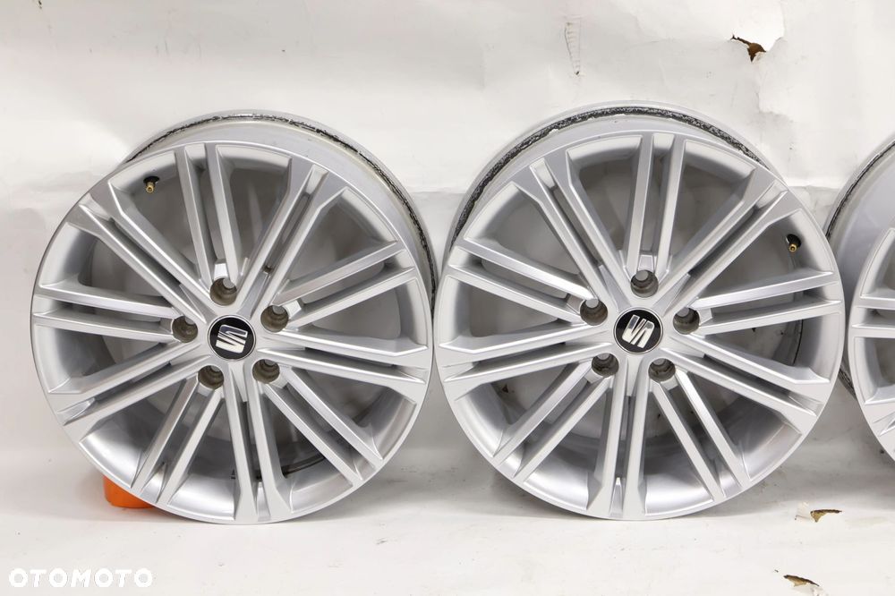 Seat Leon III felgi 7Jx17H2 ET49 5F0601025S - 2