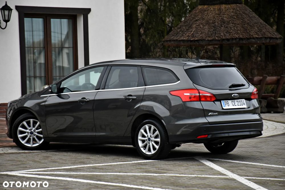 Ford Focus 1.5 TDCi Black Edition - 19