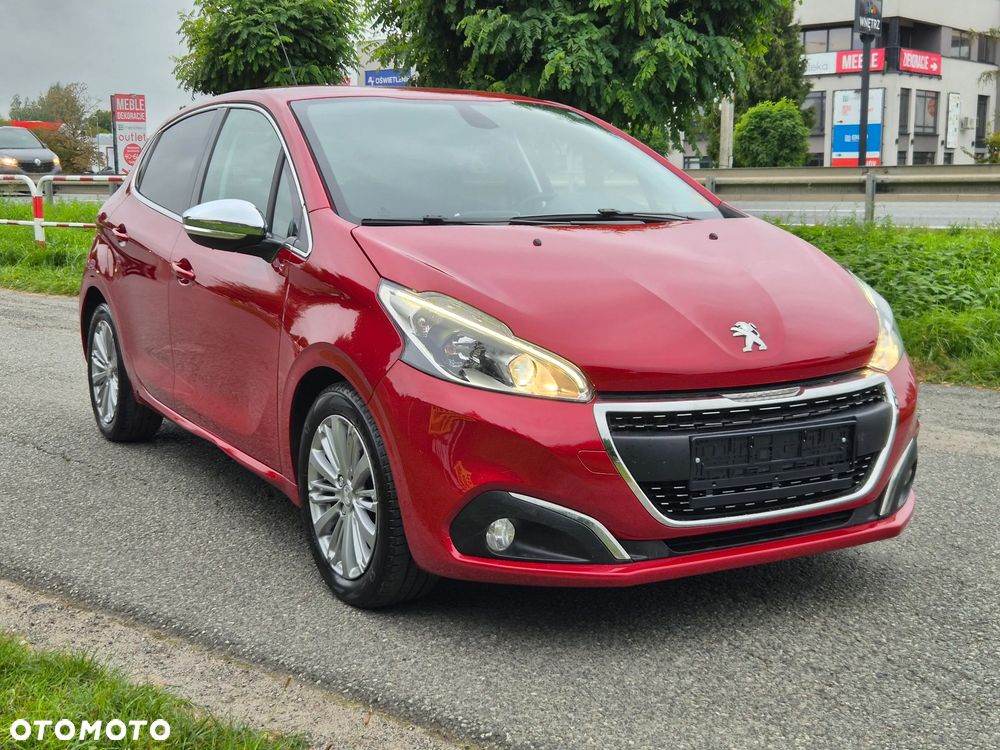 Peugeot 208 1.6 BlueHDi Allure S&S - 17