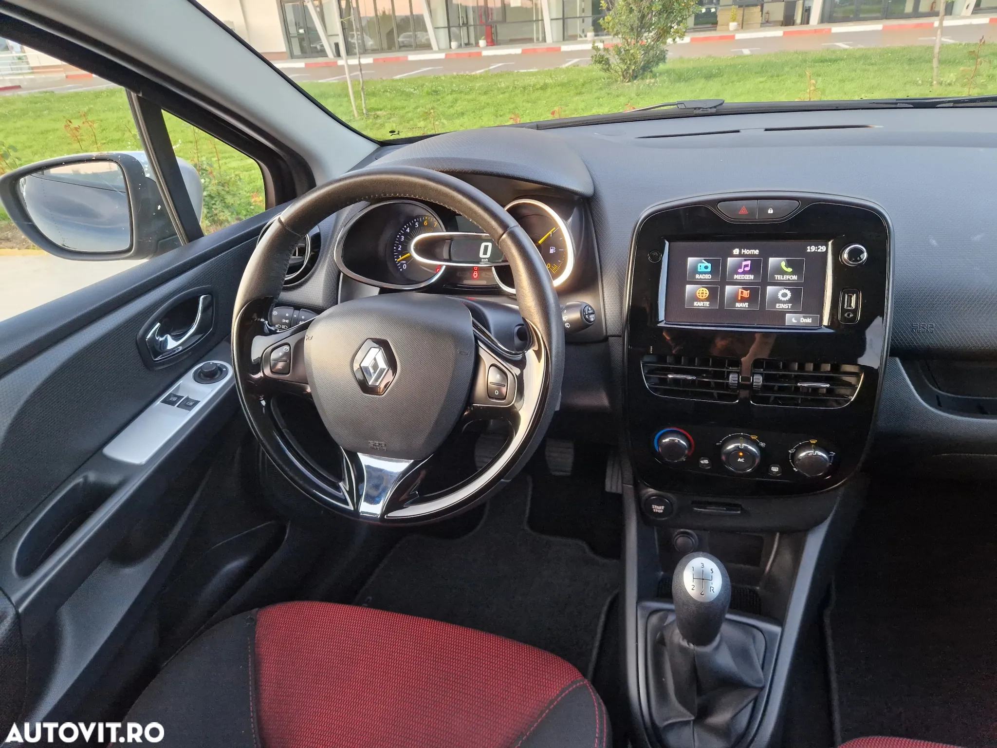Renault Clio (Energy) TCe 90 Bose Edition - 16