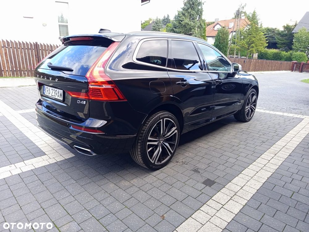 Volvo XC 60 D4 R-Design - 11