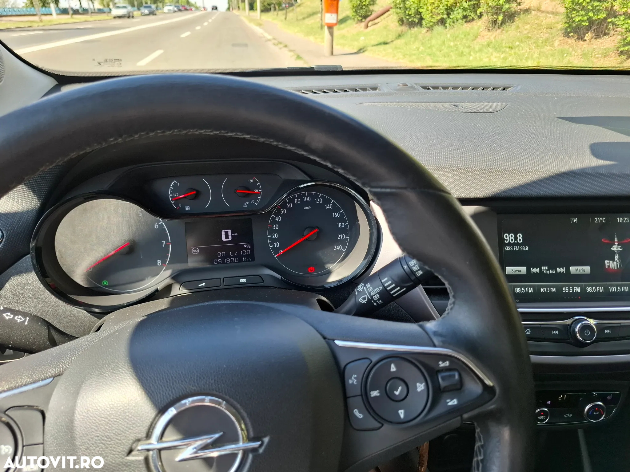Opel Crossland - 17