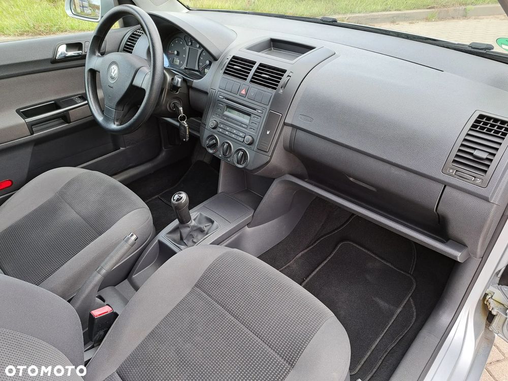 Volkswagen Polo - 18