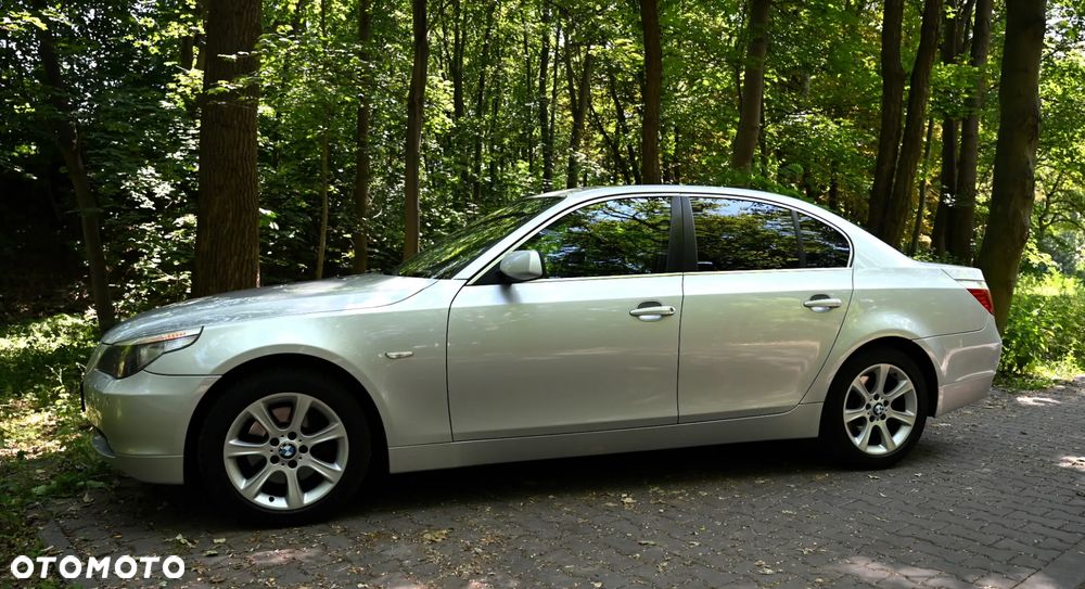BMW Seria 5 530xi - 13