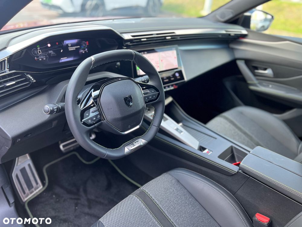 Peugeot 308 1.2 mHEV Active Pack S&S e-DCS6 - 11