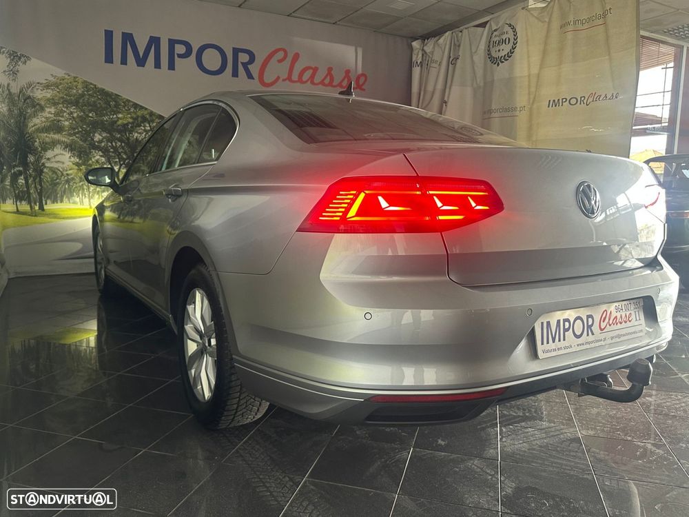 VW Passat 1.6 TDI Business DSG - 6