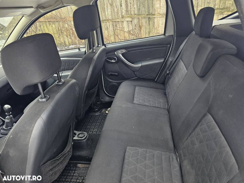 Dacia Duster dCi 110 FAP 4x4 Prestige - 8