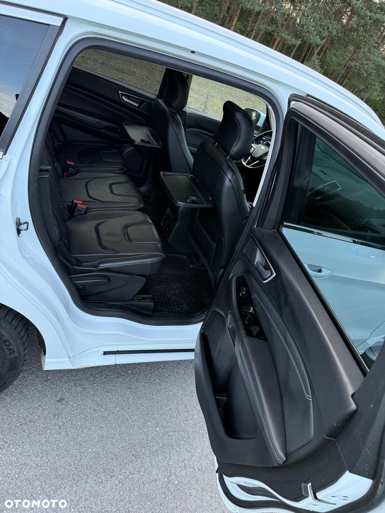 Ford S-Max - 27