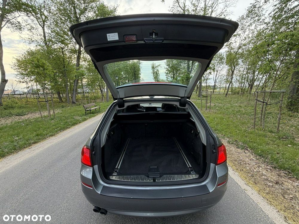 BMW Seria 5 - 25