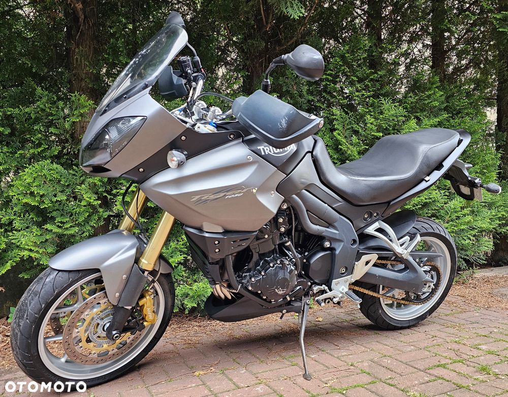 Triumph Tiger - 8