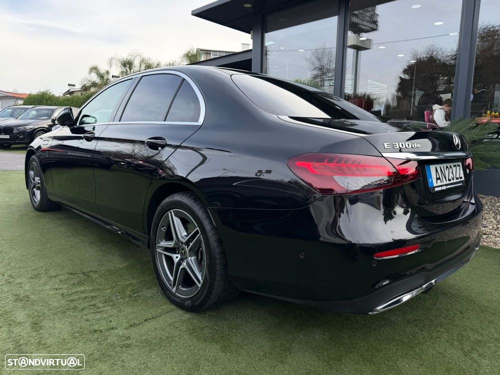 Mercedes-Benz E 300 de AMG Line - 12