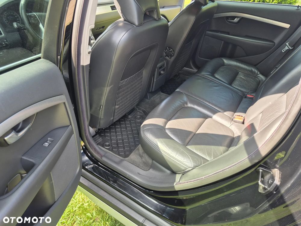 Volvo XC 70 - 9