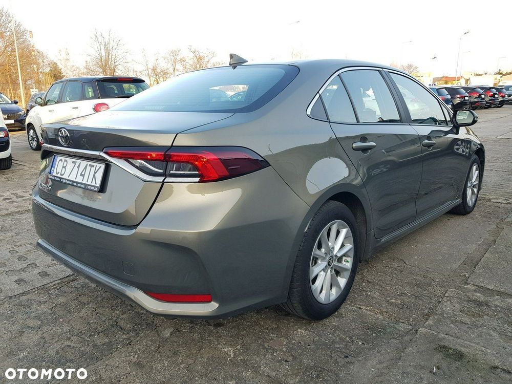 Toyota Corolla - 5