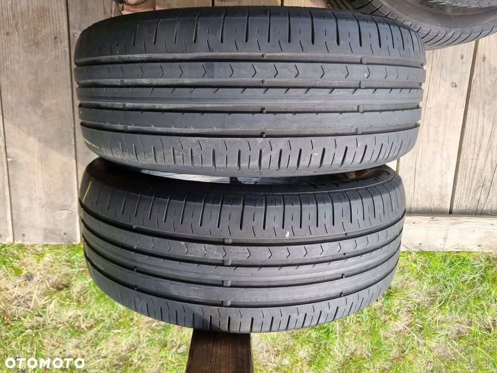 Opony letnia Continental ContiPremiumContact 5 215/55R17 94 W 2015r,4,8mmx2 - 1