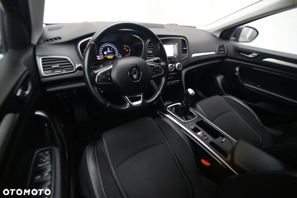 Renault Megane 1.3 TCe Intens - 29