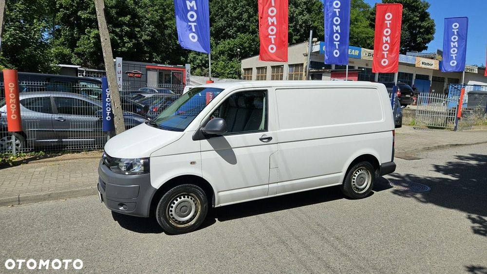 Volkswagen Transporter - 2