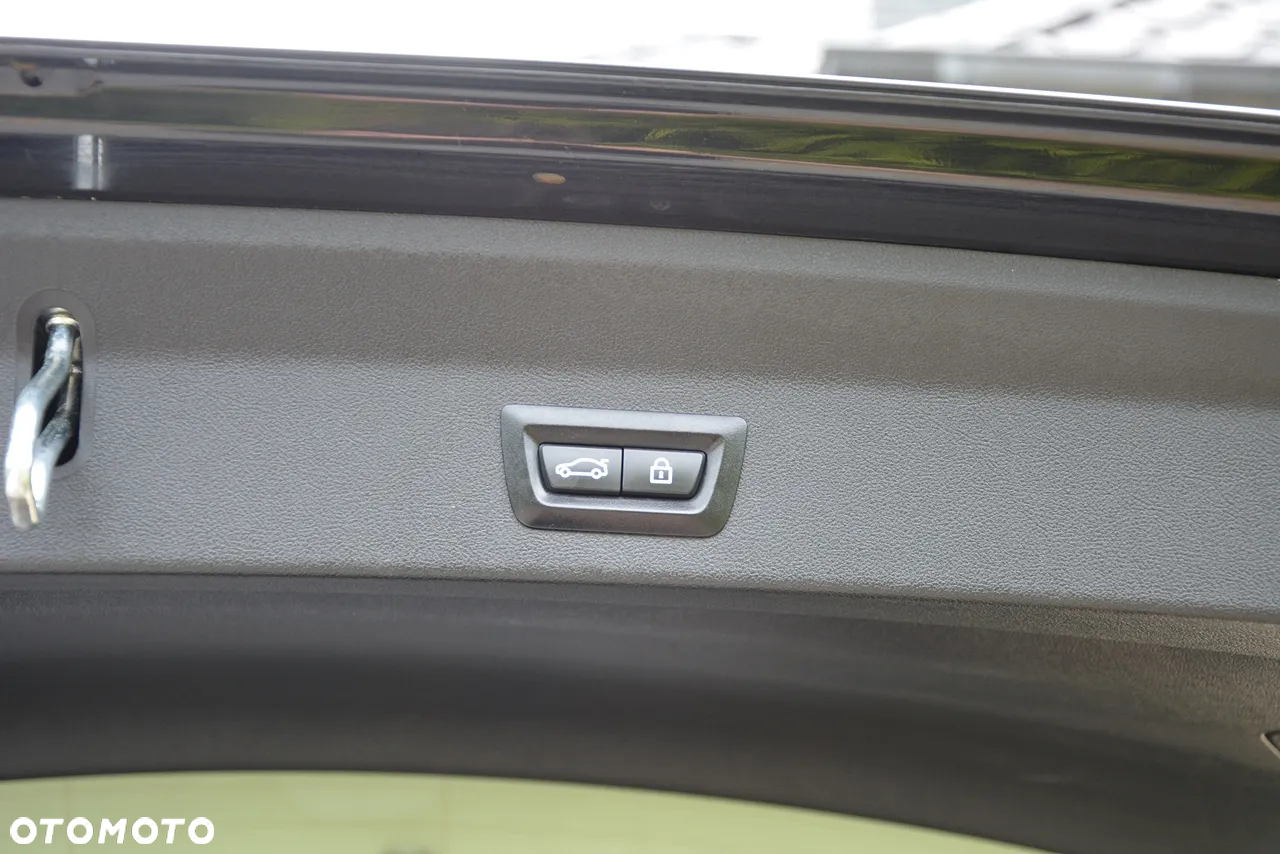 BMW X3 xDrive20d Luxury Line - 29