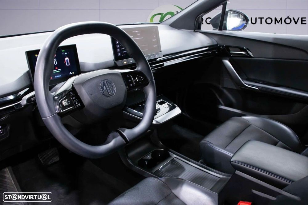 MG MG4 64 kWh Luxury - 7