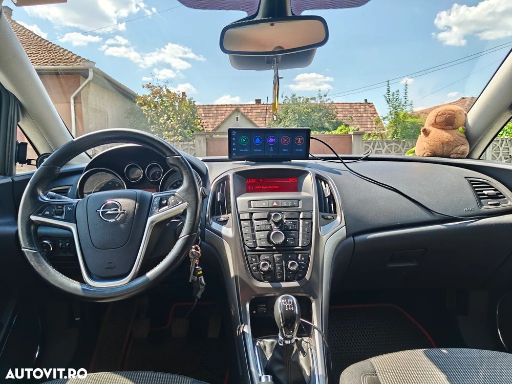 Opel Astra 1.6 Turbo - 10