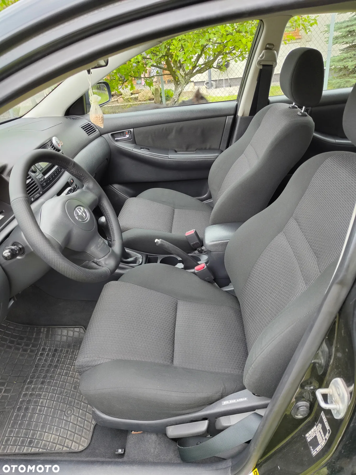 Toyota Corolla - 6