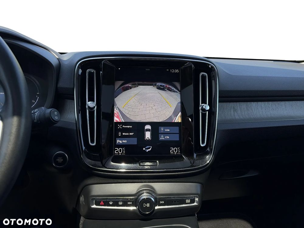 Volvo XC 40 - 33