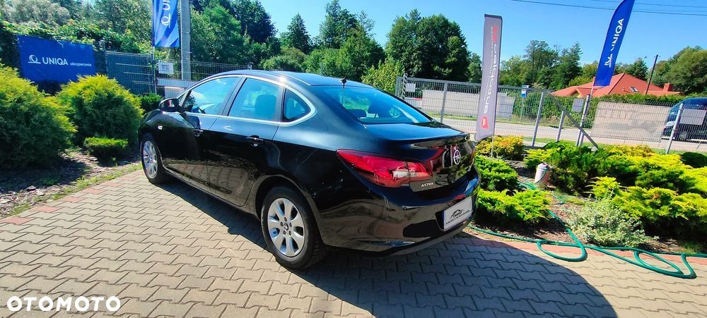 Opel Astra 1.6 CDTI Active S&S - 11