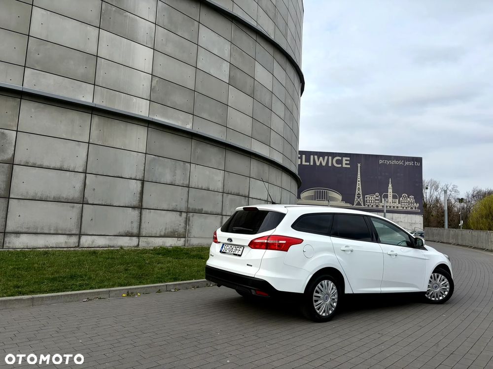 Ford Focus 1.0 EcoBoost 99g Trend - 18