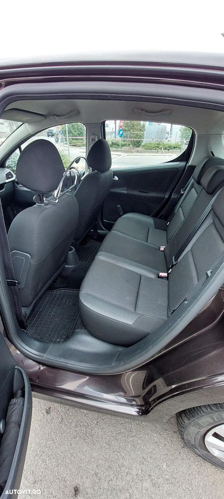 Peugeot 207 1.4 E Active - 6