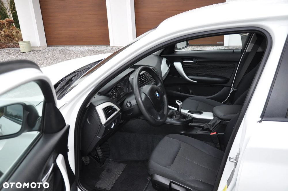 BMW Seria 1 118i - 9