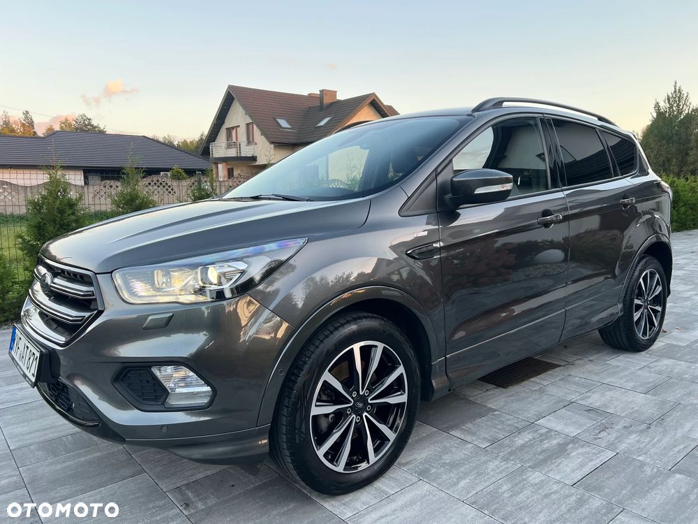Ford Kuga 2.0 TDCi 2x4 ST-Line - 6