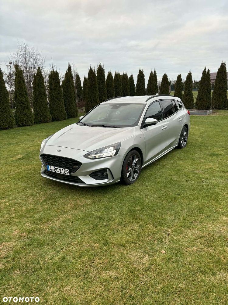 Ford Focus 1.5 EcoBoost ST-Line - 1