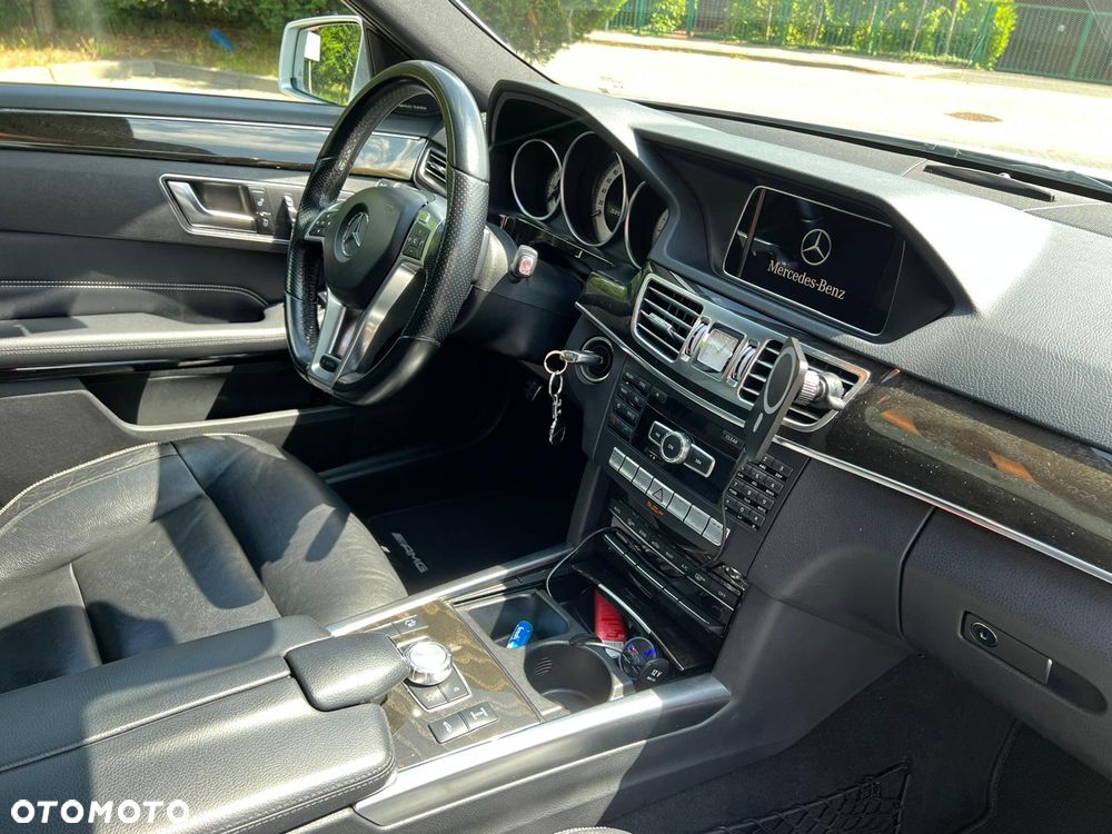 Mercedes-Benz Klasa E 300 BlueTEC 7G-TRONIC - 11