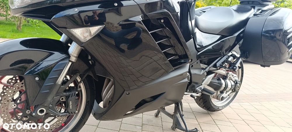 Kawasaki GTR - 40