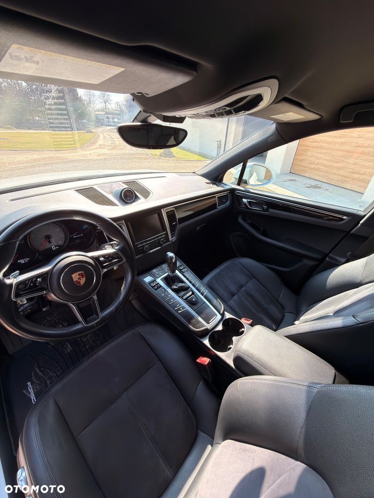 Porsche Macan - 9
