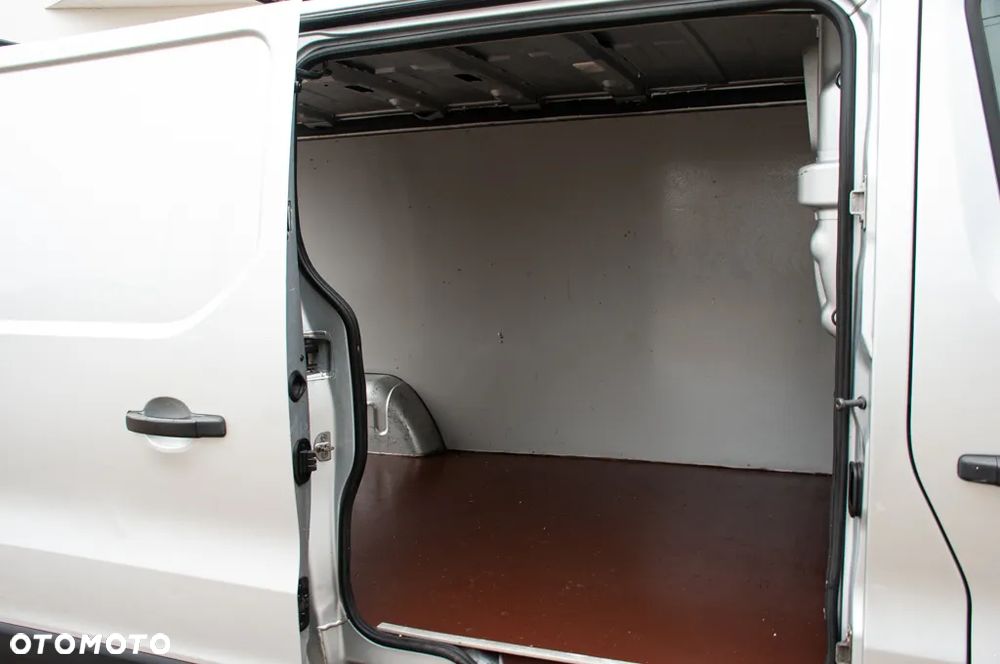Renault Trafic - 14