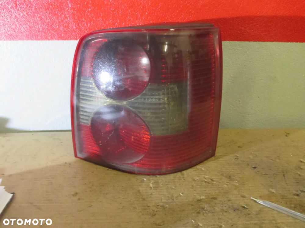 Lampa tył prawa Passat B5 LIFT - 1