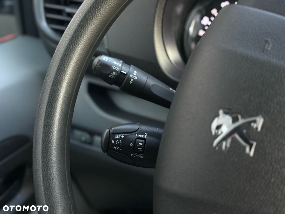 Peugeot EXPERT - 29
