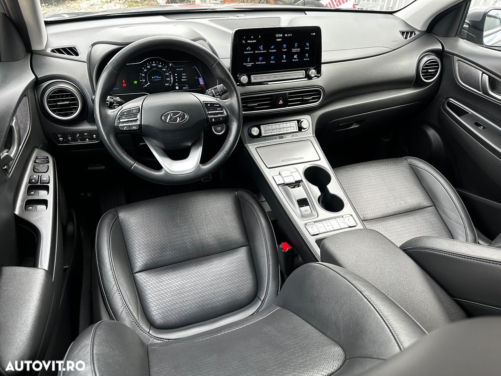 Hyundai KONA EV Premium - 31